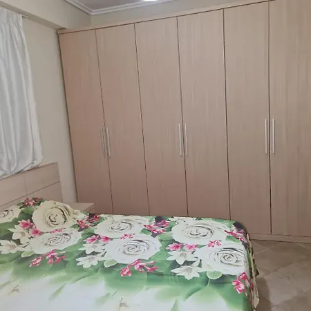 Apartament- 15 Kateshi شقة ساراندا